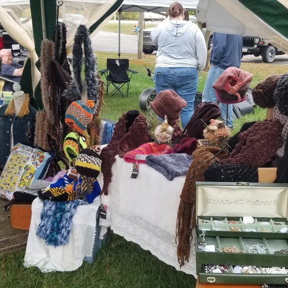 Meet your Posher, Rhonda - Picture 2 of 7